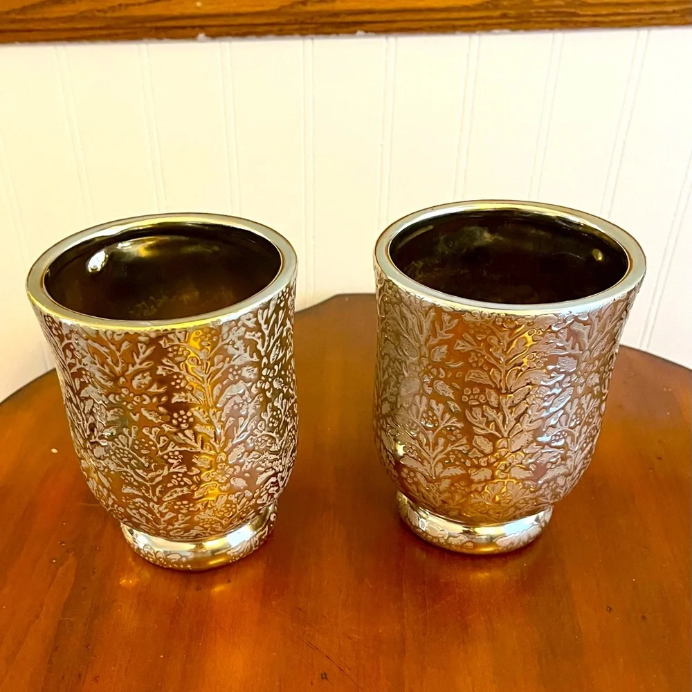 Gorgeous Modern Silver Platinum Milk‎ Glass Planter Ice Bucket Embossed Pattern